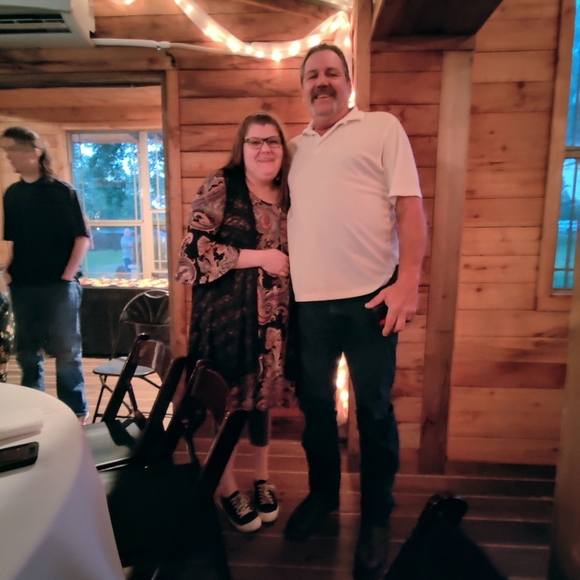 Meet your Posher, Jen - Picture 3 of 3